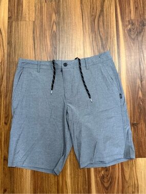 O'Neill Men's Gray Flat-Front Walk Shorts